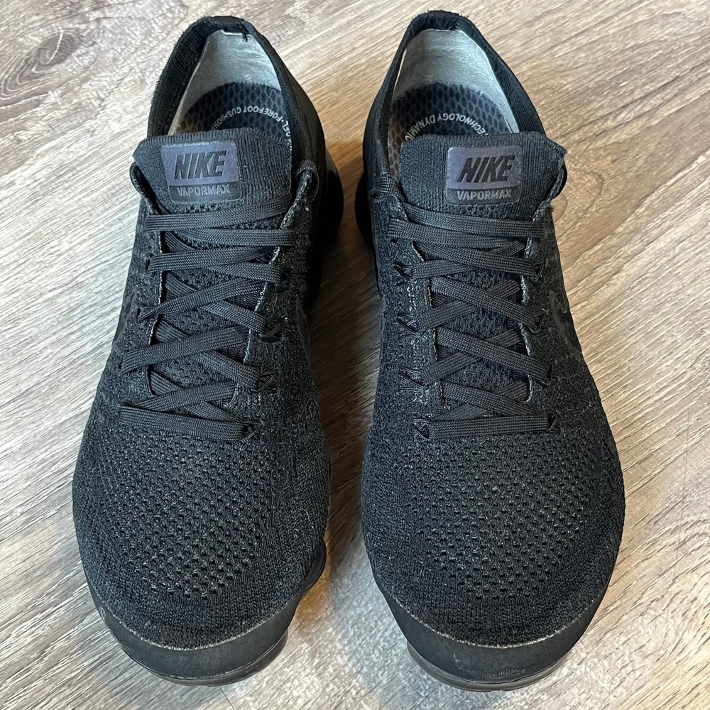 Nike Air VaporMax Flyknit Sneakers Triple Black Womens 8 UK 6.5 EU 40